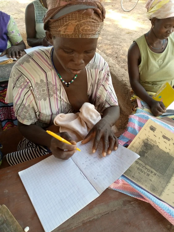 Ciɛnm kalaatu Bignjijuog